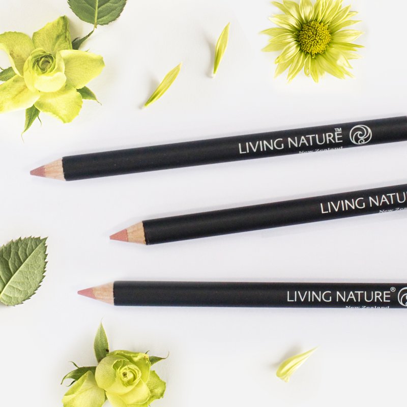 Chì kẻ môi Living Nature Lip Pencil 