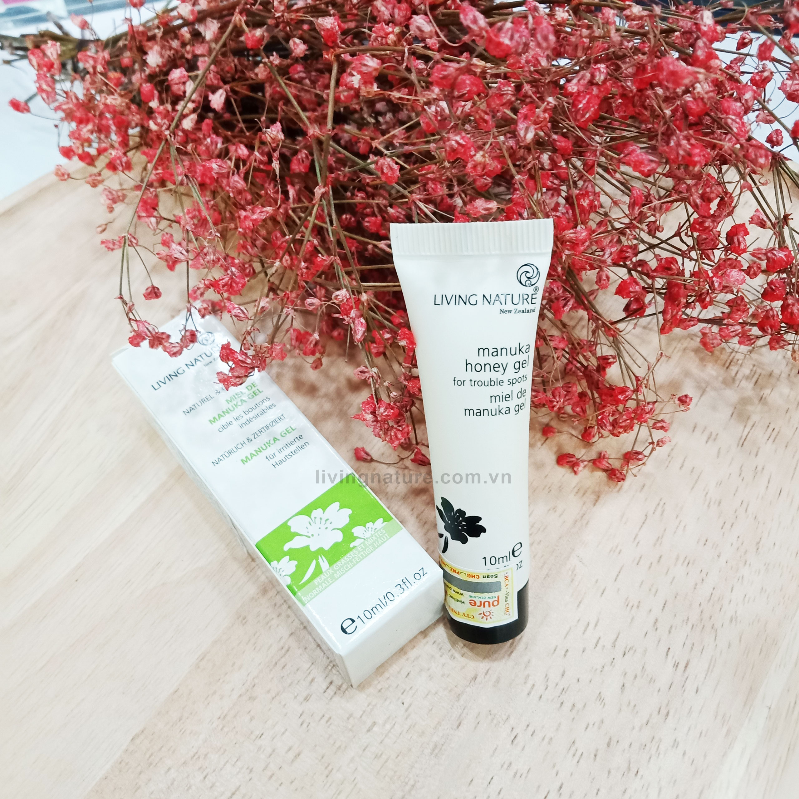 Gel trị mụn Living Nature Manuka Honey Gel 1