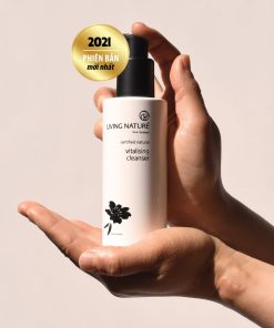 Sữa rửa mặt Living Nature Vitalising Cleanser 5