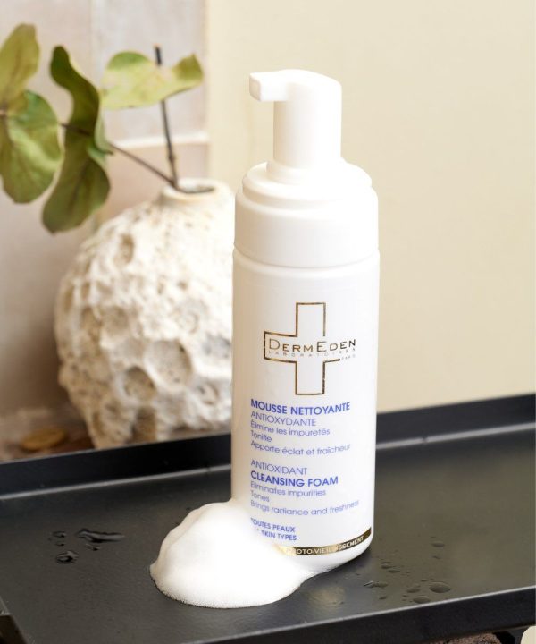 sua-rua-mat-tao-bot-chong-lao-hoa-dermeden-antioxydante-cleansing-foam-150ml2 sua-rua-mat-tao-bot-chong-lao-hoa-dermeden-antioxydante-cleansing-foam-150ml 2