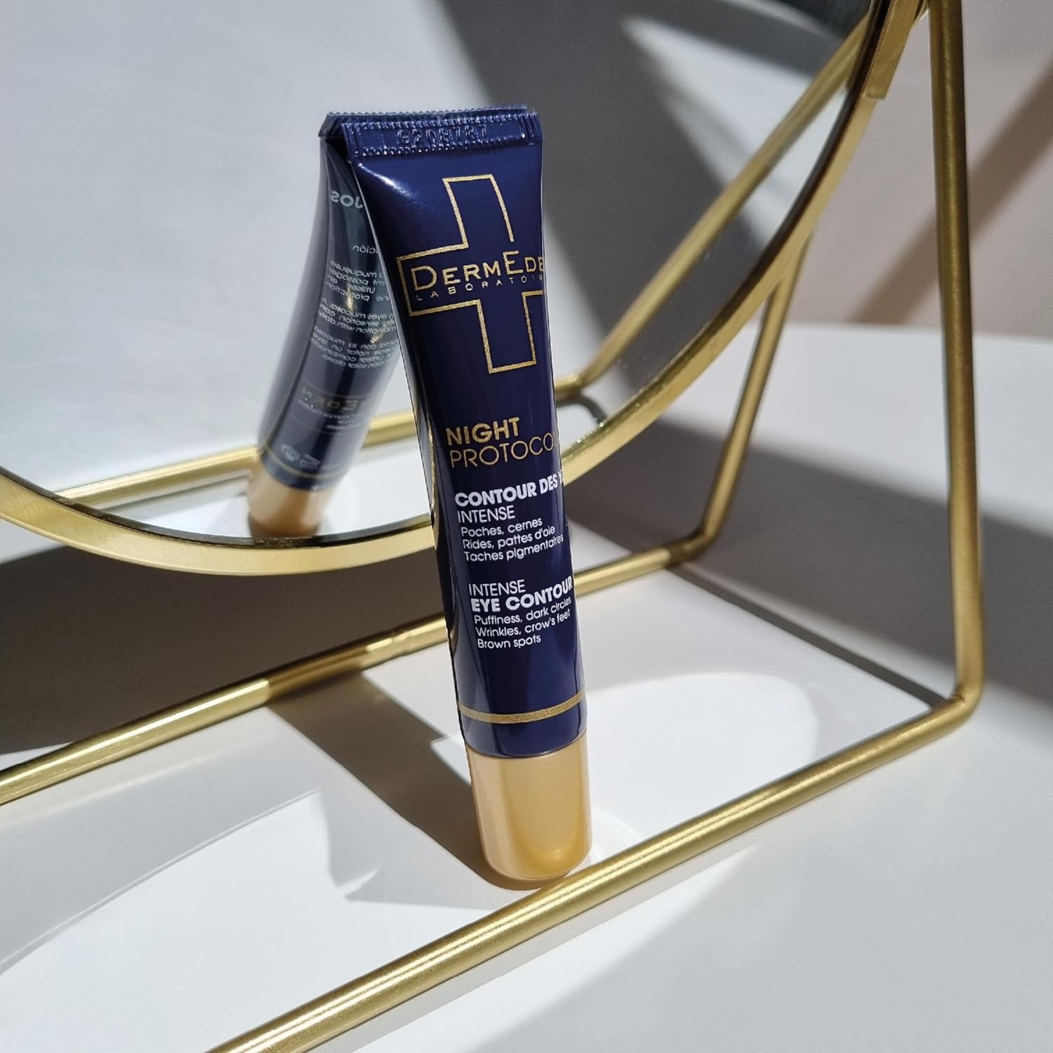 Quầng thâm không tự biến mất – trừ khi bạn dùng Kem dưỡng mắt DermEden Eye Contour 1