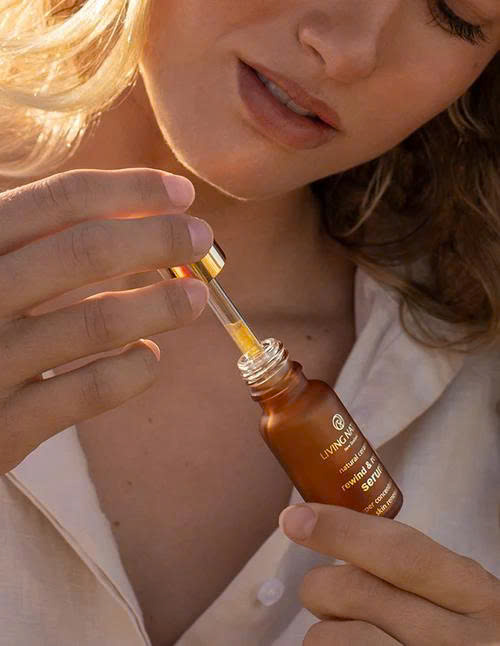 Tinh chất phục hồi và tái tạo làn da Living Nature Rewind & Repair Serum 18ml 3